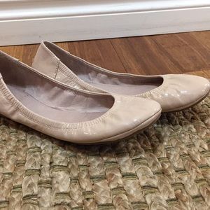 Vince Camuto Shiny Pink Cream Flats sz 7.5